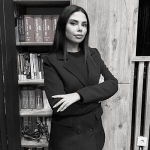 Berfu-Sude-SENGUL-scaled-1-300×300